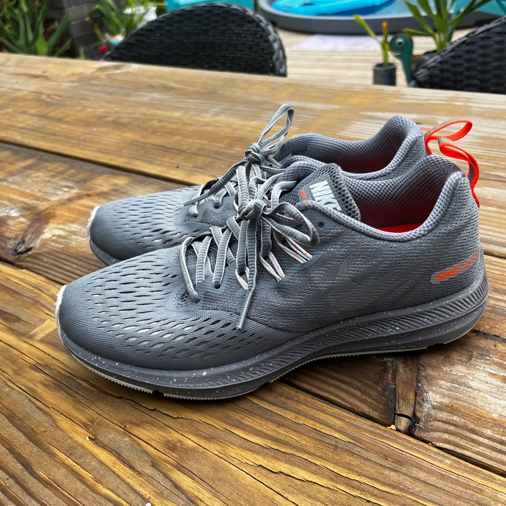 Nike Charcoal and Tangerine ( Gray & Orange) Reflective Sneakers / Running Shoes